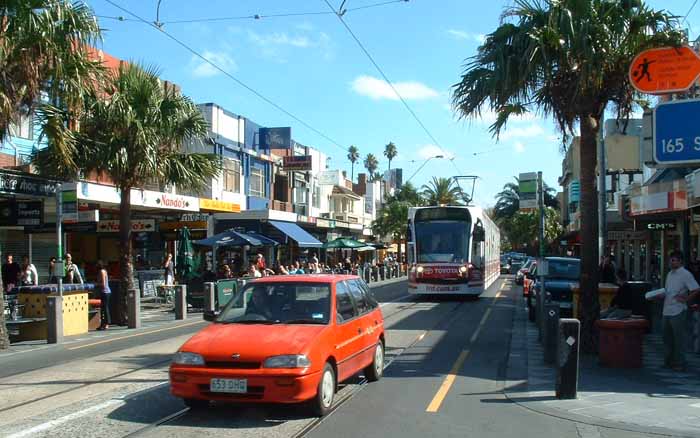 Yarra Trams Siemens Combino Toyota